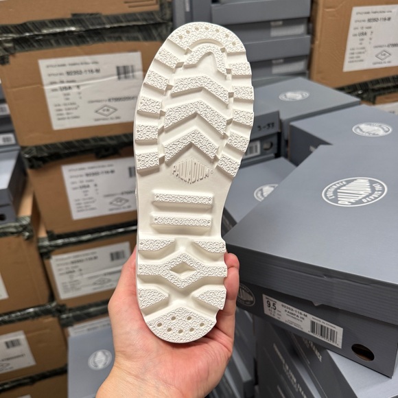 Palladium Pampa Hi White High-Top Sneakers Boots 92352-116 S33 - Picture 5 of 10